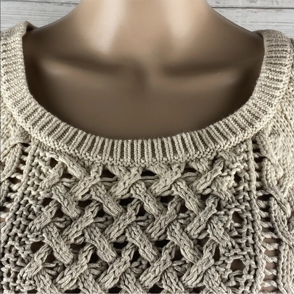 American Eagle Outfitters Sweater - Picture 2 of 12